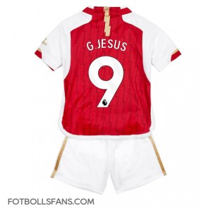 Arsenal Gabriel Jesus #9 Replika Hemmatröja Barn 2023-24 Kortärmad (+ Korta byxor)